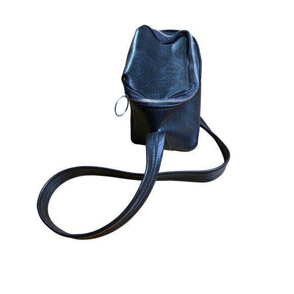 Polaroid Camera Bag Faux Leather Vintage SX-70 Black Shoulder Strap Carrying Cas - Picture 8 of 9